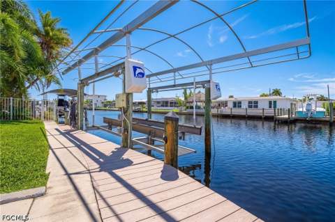 12088 Boat Shell Dr, Matlacha Isles FL - photo 24 of 29