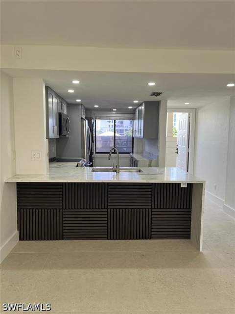 6655 Estero Blvd 114, Fort Myers Beach FL - photo 9 of 39