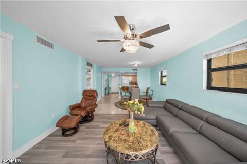 4260 SE 20th Pl 401, Cape Coral FL - photo 12 of 22