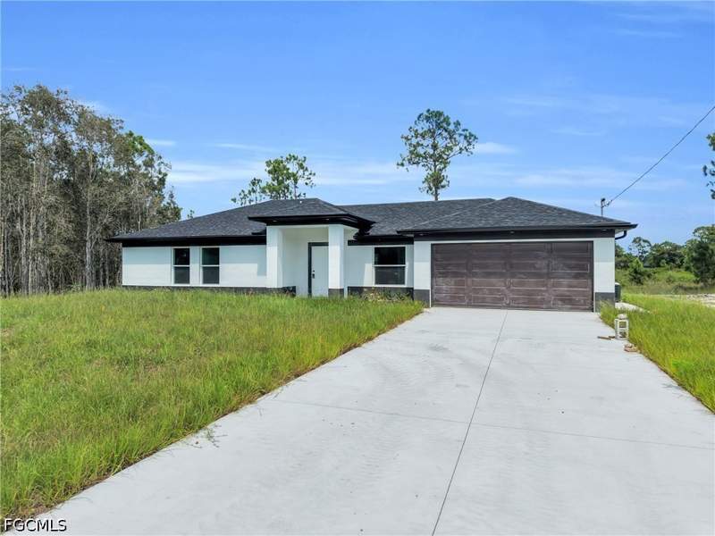 3 bedroom SingleFamilyResidence at 863 Burrows Ave, Lehigh Acres, Lehigh Acres — photo 3