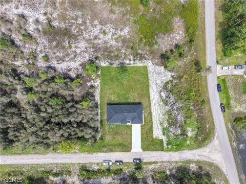 863 Burrows Ave, Lehigh Acres FL - photo 7 of 27