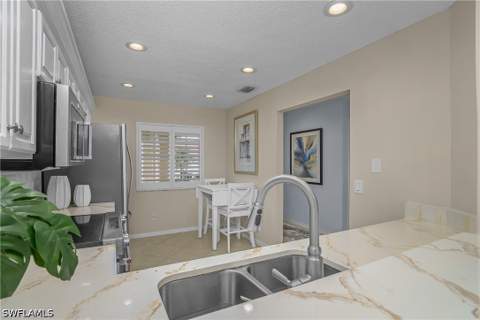 7725 Jewel Ln 201, Naples FL - photo 6 of 38