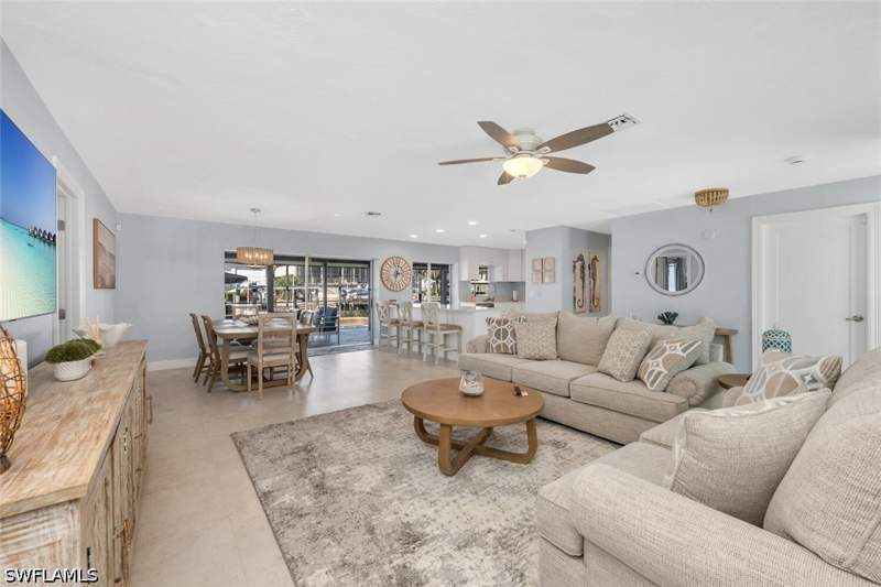 3 bedroom SingleFamilyResidence at 385 Willet Ave, Conners, Naples — photo 4