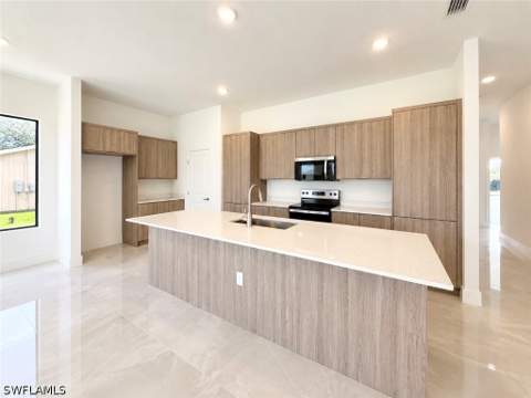 2220 NE 39th Ter, Cape Coral FL - photo 11 of 21