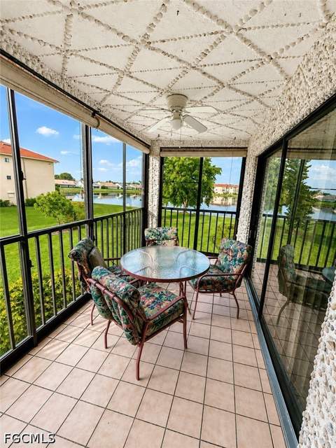 11220 Caravel Cir 203, Fort Myers FL - photo 6 of 12
