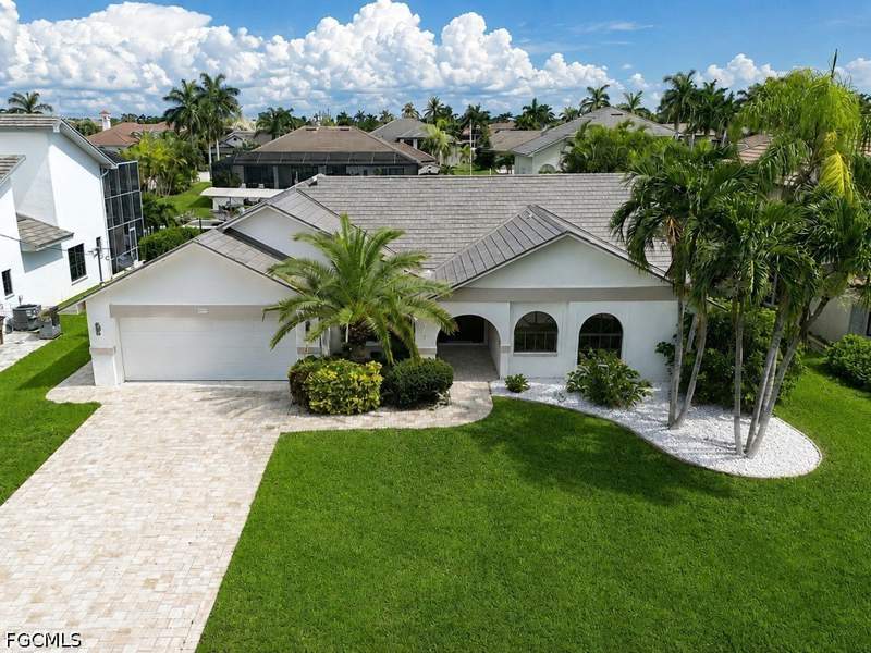 3 bedroom SingleFamilyResidence at 1513 SW 57th St, Cape Coral, Cape Coral — photo 2
