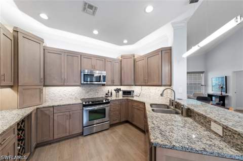 9170 Bayberry Bend 202, Fort Myers FL - photo 12 of 43