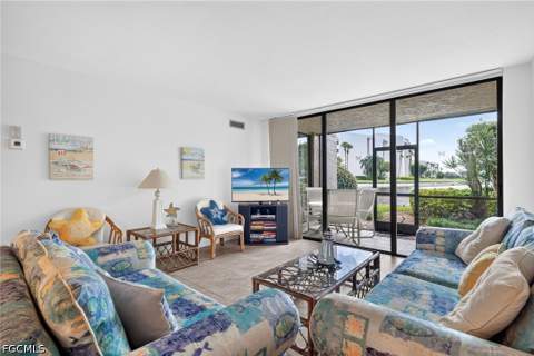 4210 Steamboat Bend 104, Fort Myers FL - photo 11 of 42