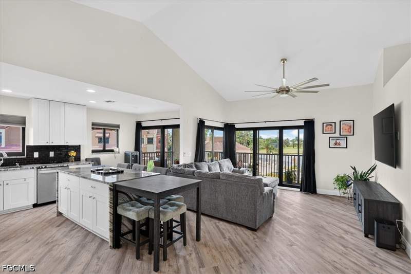 3 bedroom Townhouse at 7150 Golden Eagle Ct 221, Pines, Fort Myers — photo 5