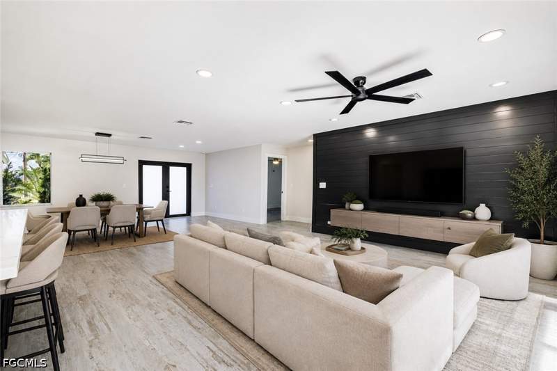 3 bedroom SingleFamilyResidence at 3715 SE 21st Ave, Savona, Cape Coral — photo 3
