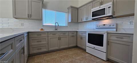 420 SE 15th Ter, Cape Coral FL - photo 23 of 50