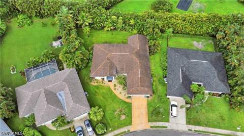 8950 Bracken Way, Fort Myers FL - photo 7 of 44