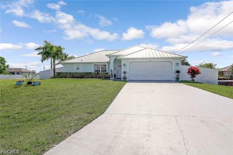 28 SW 21st Ave, Cape Coral FL - photo 10 of 38