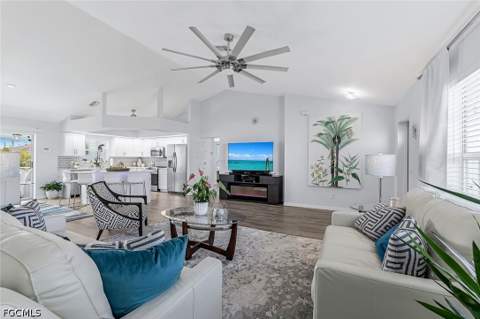 28 SW 21st Ave, Cape Coral FL - photo 13 of 38