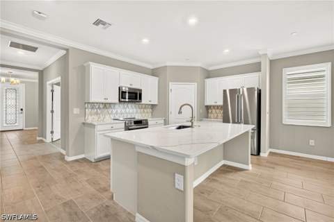 16279 Bonita Landing Circle, Bonita Springs FL - photo 10 of 47