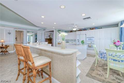 15100 Harbour Isle Dr 701, Fort Myers FL - photo 9 of 50