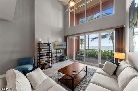 2745 1st St 106, Fort Myers FL - photo 13 of 50