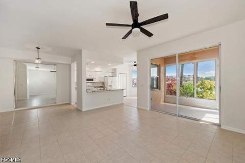 14111 Brant Point Cir 2106, Fort Myers FL - photo 8 of 33