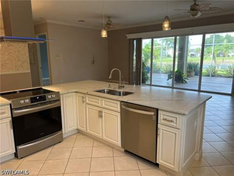 9269 Palm Island Cir, North Fort Myers FL - photo 10 of 34