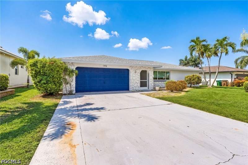 3 bedroom SingleFamilyResidence at 1936 Palaco Grande Pkwy, Cape Coral, Cape Coral — photo 2