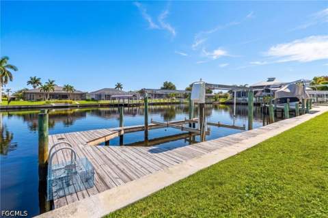 1936 Palaco Grande Pkwy, Cape Coral FL - photo 21 of 28