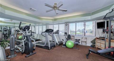 17031 Terraverde Cir, Fort Myers FL - photo 15 of 21
