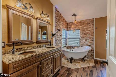 2816 SW 43rd Ln, Cape Coral FL - photo 18 of 38