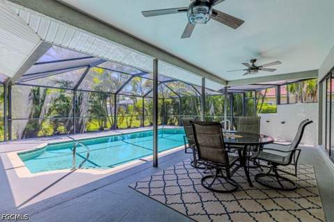 2816 SW 43rd Ln, Cape Coral FL - photo 6 of 38