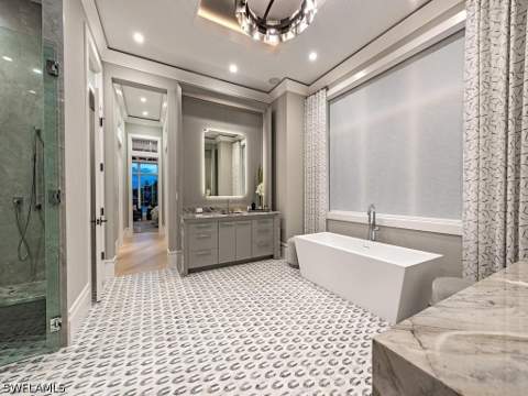 405 Neapolitan Way, Naples FL - photo 18 of 50