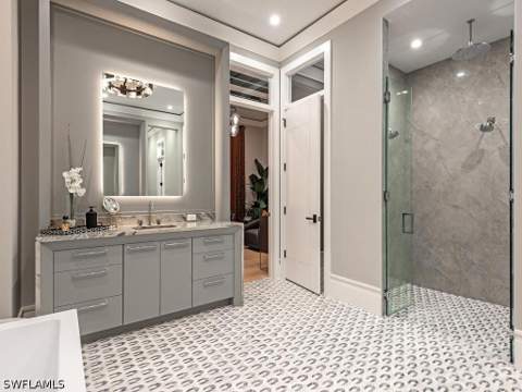 405 Neapolitan Way, Naples FL - photo 19 of 50