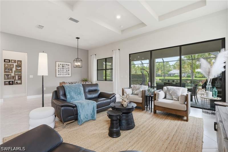 3 bedroom SingleFamilyResidence at 8877 Horned Lark Dr, Greyhawk At Golf Club Of The Everglades, Naples — photo 5