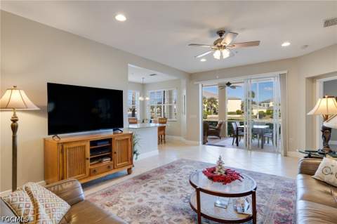 14557 Dolce Vista Rd 101, Fort Myers FL - photo 8 of 40