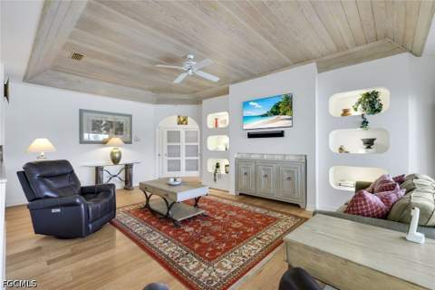 16111 Forest Oaks Dr, Fort Myers FL - photo 20 of 49