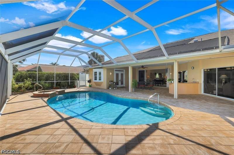 4 bedroom SingleFamilyResidence at 16111 Forest Oaks Dr, The Forest, Fort Myers — photo 4