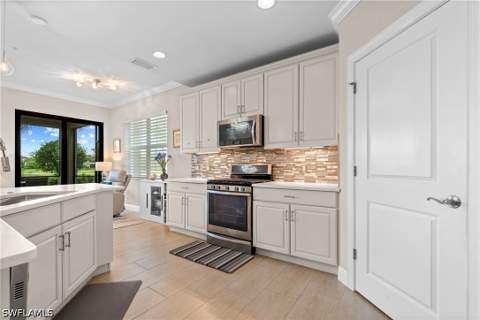 2137 Frangipani Cir 102, Naples FL - photo 11 of 34
