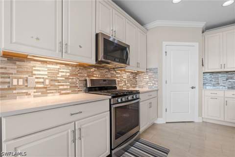 2137 Frangipani Cir 102, Naples FL - photo 13 of 34