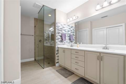 2137 Frangipani Cir 102, Naples FL - photo 18 of 34