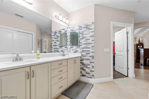 2137 Frangipani Cir 102, Naples FL - photo 19 of 34