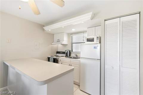 1024 Anglers Cv C510, Marco Island FL - photo 7 of 24
