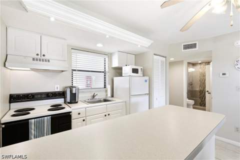 1024 Anglers Cv C510, Marco Island FL - photo 8 of 24