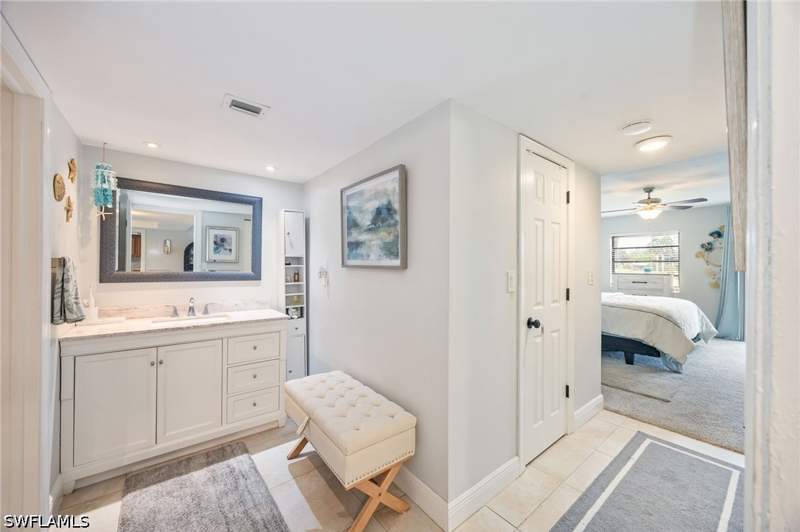 2 bedroom Condominium at 413 Augusta Blvd 105, Timbercreek, Naples — photo 5