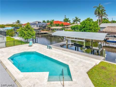 225 3rd St, Bonita Springs FL - photo 7 of 42