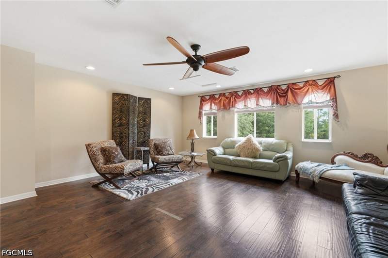 3 bedroom SingleFamilyResidence at 3565 Malagrotta Cir, Bella Vida, Cape Coral — photo 5