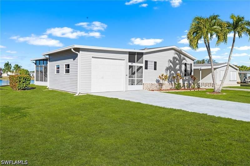 3 bedroom ManufacturedHome at 289 Riverwood Rd, Riverwood, Naples — photo 2