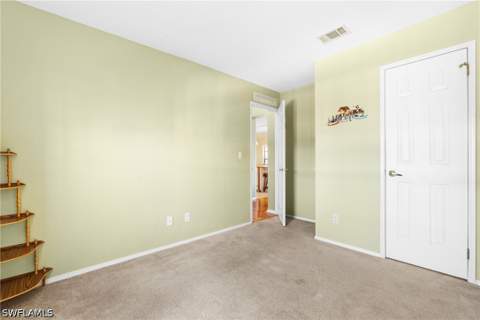 289 Riverwood Rd, Naples FL - photo 6 of 25