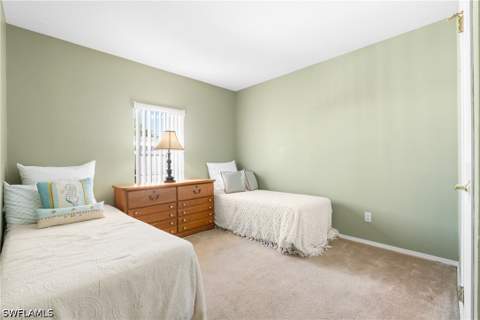 289 Riverwood Rd, Naples FL - photo 7 of 25