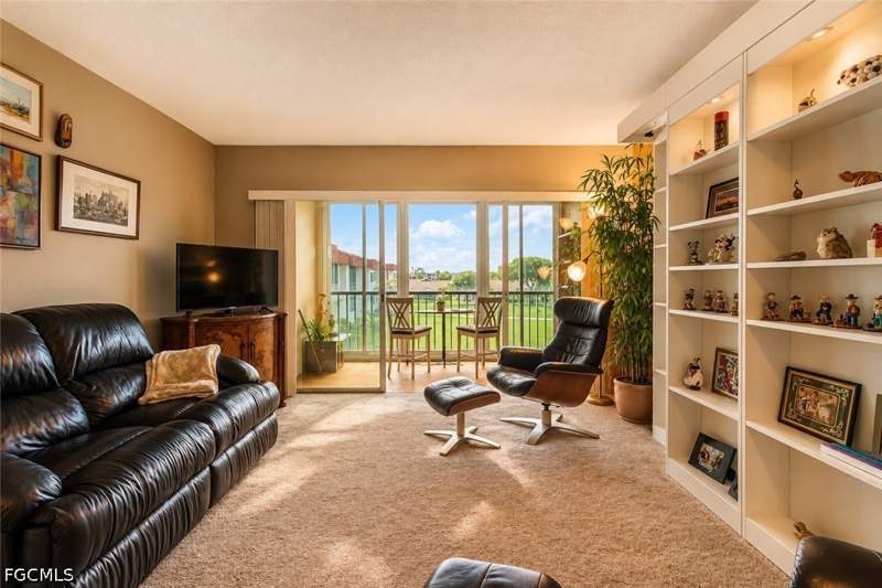 1 bedroom Condominium at 1700 Pine Valley Dr 319, Seven Lakes, Fort Myers — photo 4