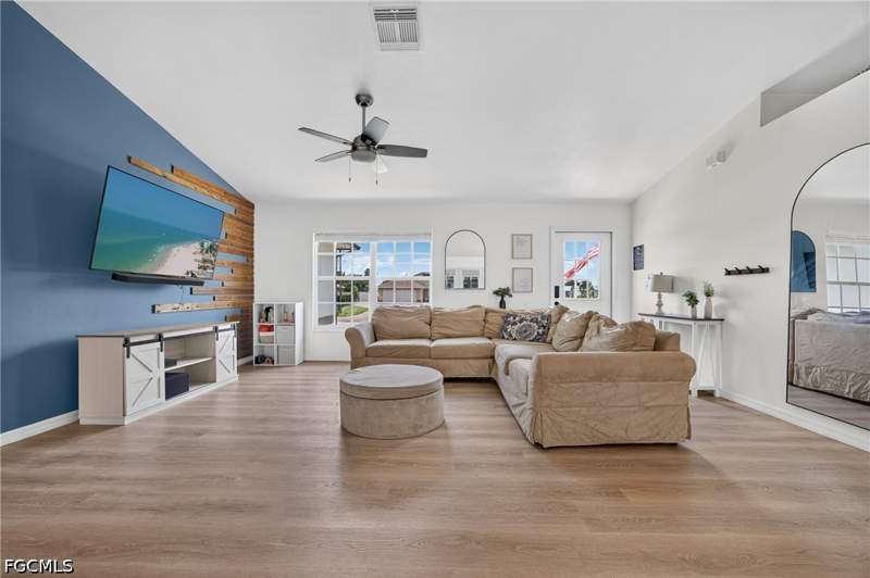 3 bedroom SingleFamilyResidence at 1821 SW 22nd Ter, Cape Coral, Cape Coral — photo 5