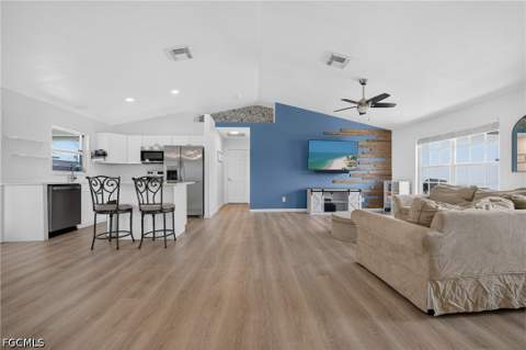 1821 SW 22nd Ter, Cape Coral FL - photo 7 of 39