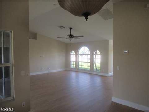1622 NE 33rd Ter, Cape Coral FL - photo 8 of 16